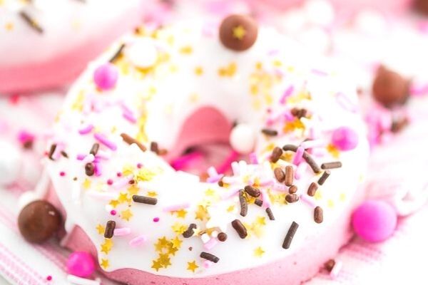 donut shaped bath bomb, an easy thing to make and sell online