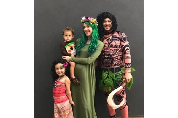 14 Creative Family Halloween Costumes That Are Too Cute For Words