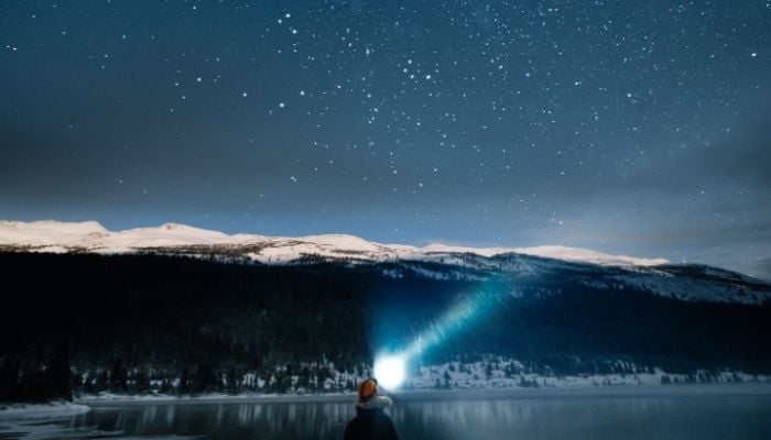 go stargazing, unique and crazy bucket list idea